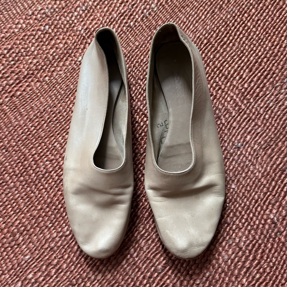 Martiniano Glove Shoes in Beige